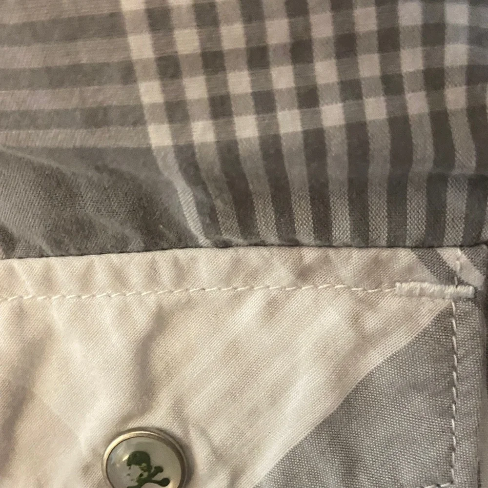 Old Navy Gray and White Plaid Snap-Front Shirt size small
